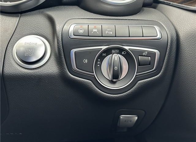 Mercedes-Benz C-Class C200 Avantgarde 2017 full