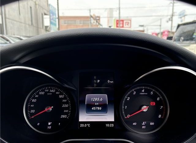 Mercedes-Benz C-Class C200 Avantgarde 2017 full