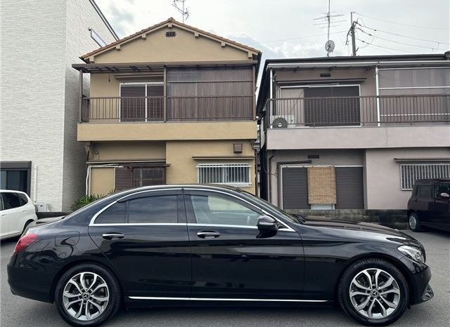 Mercedes-Benz C-Class C200 Avantgarde 2017 full