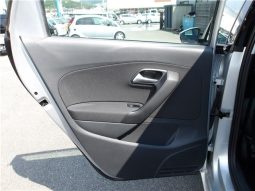 VOLKSWAGEN POLO TSI COMFORTLINE full