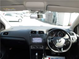 VOLKSWAGEN POLO TSI COMFORTLINE full