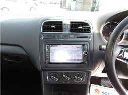 VOLKSWAGEN POLO TSI COMFORTLINE full