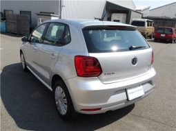 VOLKSWAGEN POLO TSI COMFORTLINE full