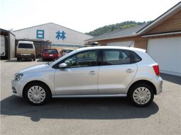 VOLKSWAGEN POLO TSI COMFORTLINE full