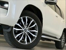 Toyota Land Cruiser Prado TXL Package 2017 full