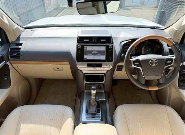 Toyota Land Cruiser Prado TXL Package 2017 full
