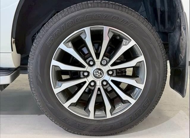 Toyota Land Cruiser Prado TXL Package 2017 full