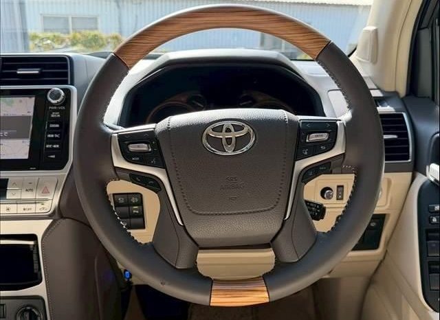 Toyota Land Cruiser Prado TXL Package 2017 full