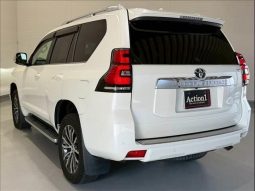 Toyota Land Cruiser Prado TXL Package 2017 full