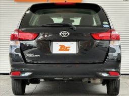 Toyota Corolla Fielder 1.5X 2016 full