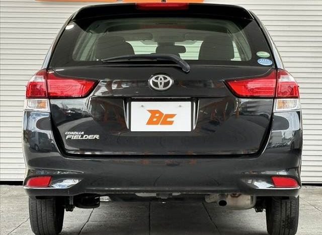 Toyota Corolla Fielder 1.5X 2016 full