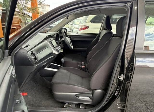 Toyota Corolla Fielder 1.5X 2016 full