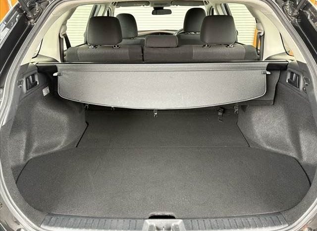 Toyota Corolla Fielder 1.5X 2016 full