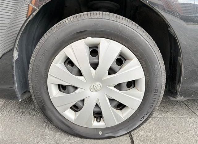 Toyota Corolla Fielder 1.5X 2016 full