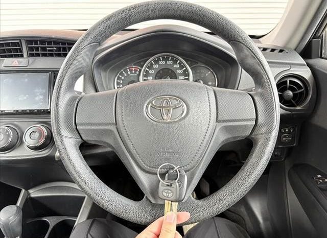 Toyota Corolla Fielder 1.5X 2016 full