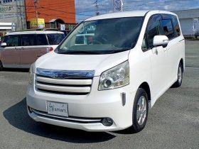 Toyota Noah 2.0 XL Selection 2008