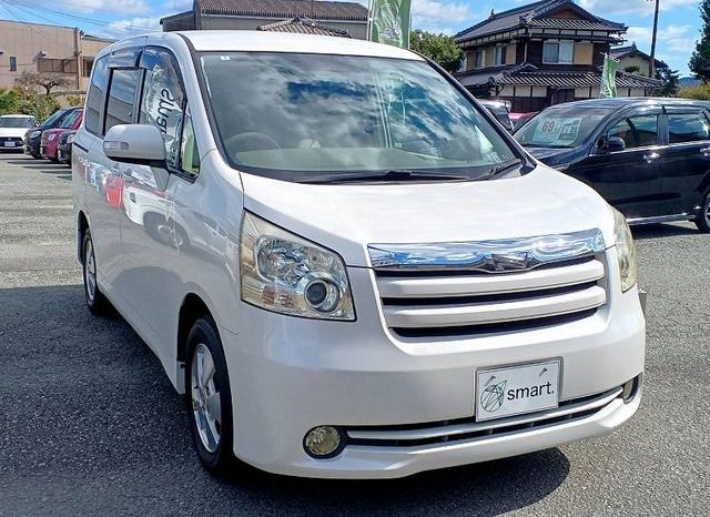 Toyota Noah 2.0 XL Selection 2008 full