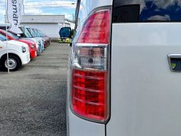 Toyota Noah 2.0 XL Selection 2008 full