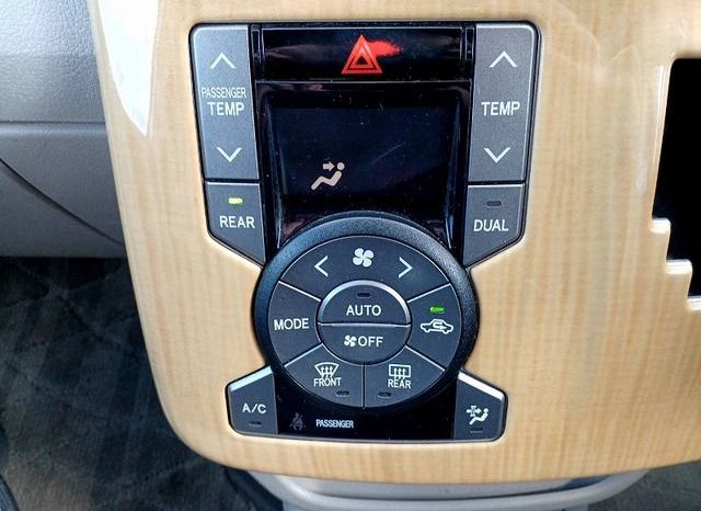 Toyota Noah 2.0 XL Selection 2008 full