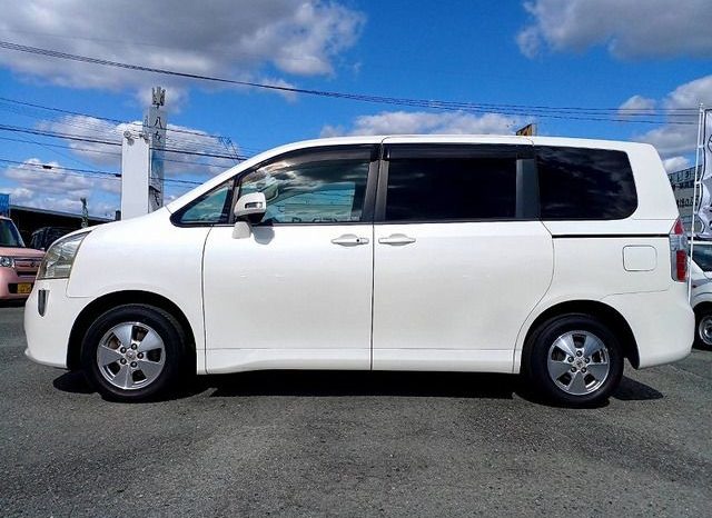 Toyota Noah 2.0 XL Selection 2008 full