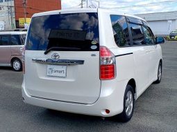 Toyota Noah 2.0 XL Selection 2008 full