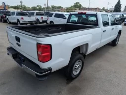 Chevrolet Silverado 2500 WT 2017 full