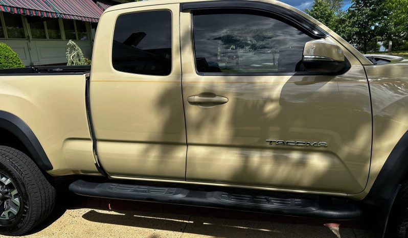 Toyota Tacoma TRD Off-Road Access Cab 4×4 2018 full