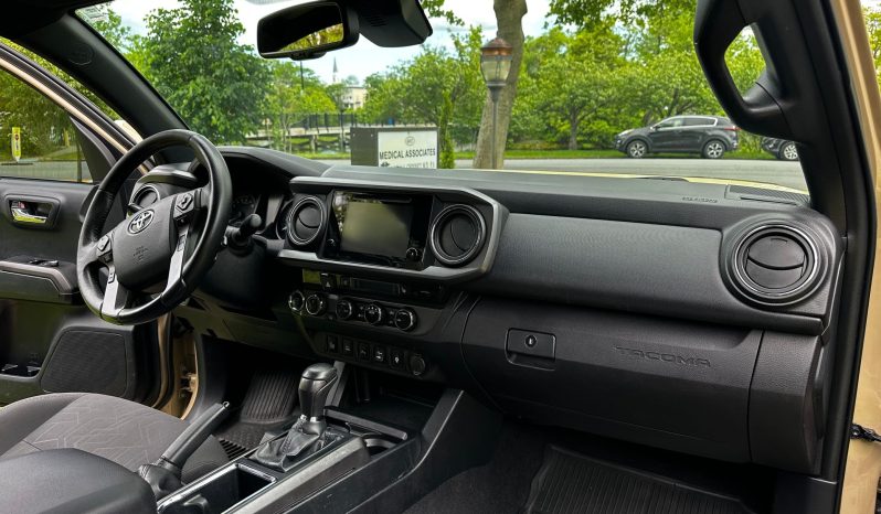 Toyota Tacoma TRD Off-Road Access Cab 4×4 2018 full