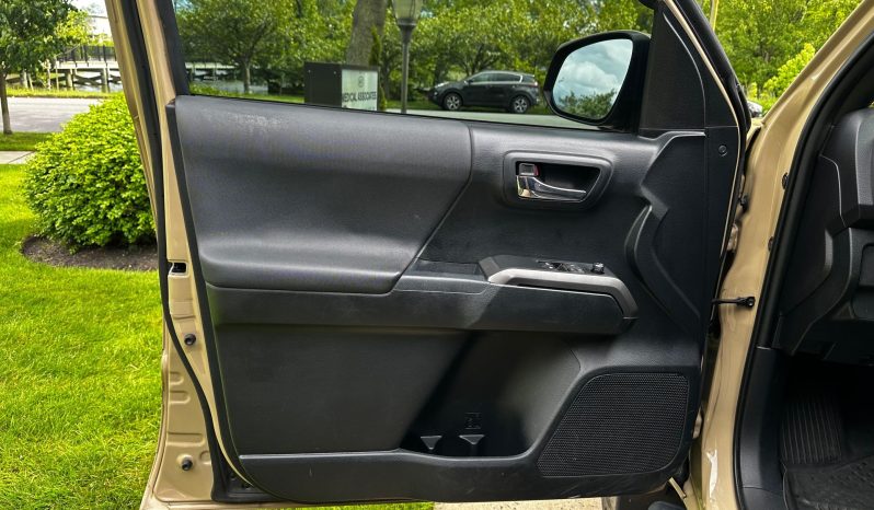 Toyota Tacoma TRD Off-Road Access Cab 4×4 2018 full