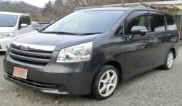 Toyota Noah X L Selection 2008 full