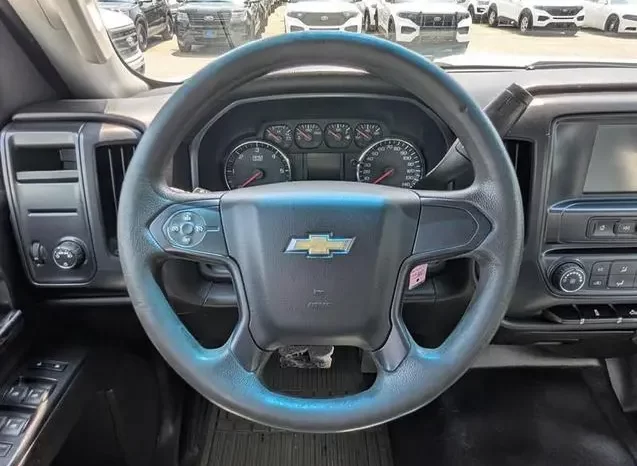 Chevrolet Silverado 2500 WT 2017 full