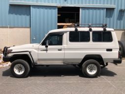 Toyota Land Cruiser Hardtop 2010 full
