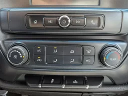 Chevrolet Silverado 2500 WT 2017 full