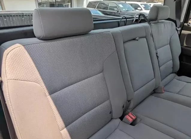 Chevrolet Silverado 2500 WT 2017 full