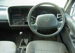 Toyota Hiace Van 1RZ 1999 full