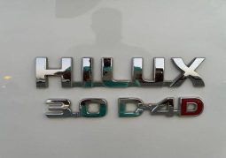 Toyota Hilux SR5 2013 full