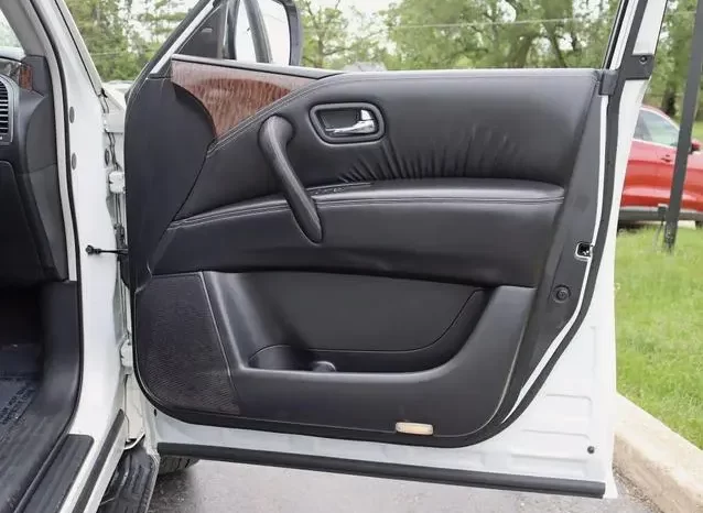 Nissan Armada Platinum 2017 full