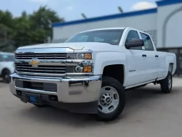Chevrolet Silverado 2500 WT 2017 full
