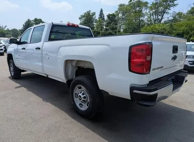 Chevrolet Silverado 2500 WT 2017 full