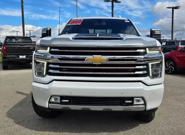 Chevrolet Silverado 2500 High Country 2022 full