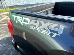 Toyota Tacoma TRD Sport 2017 full