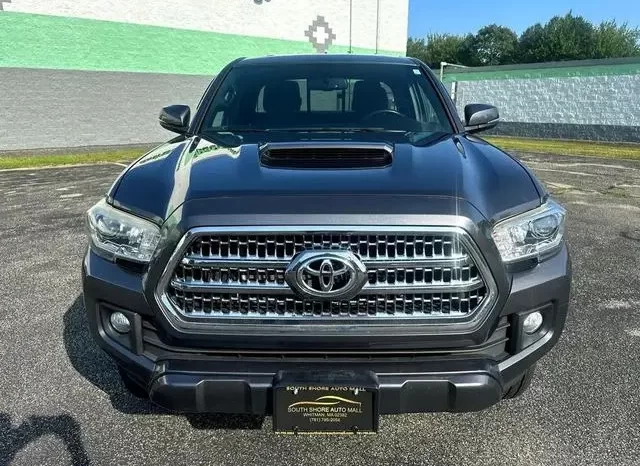 Toyota Tacoma TRD Sport 2017 full