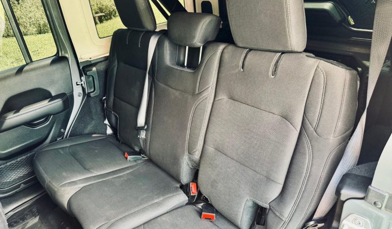 Jeep Wrangler Unlimited Sahara 4×4 2019 full