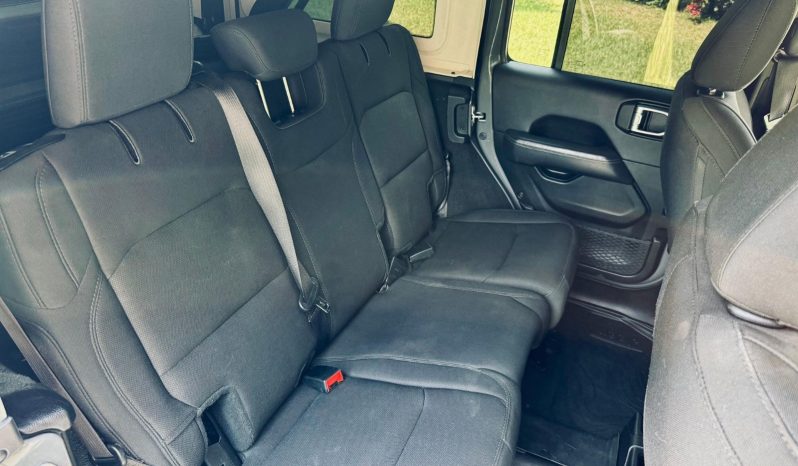 Jeep Wrangler Unlimited Sahara 4×4 2019 full