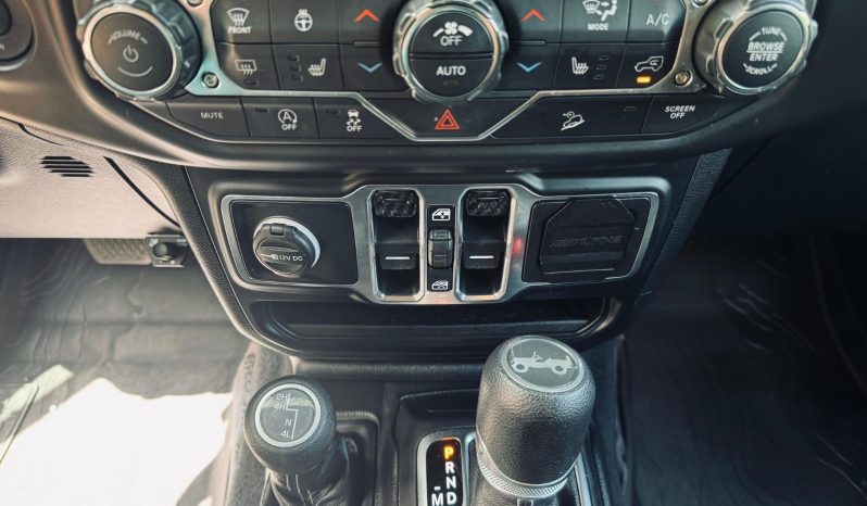 Jeep Wrangler Unlimited Sahara 4×4 2019 full