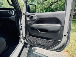 Jeep Wrangler Unlimited Sahara 4×4 2019 full