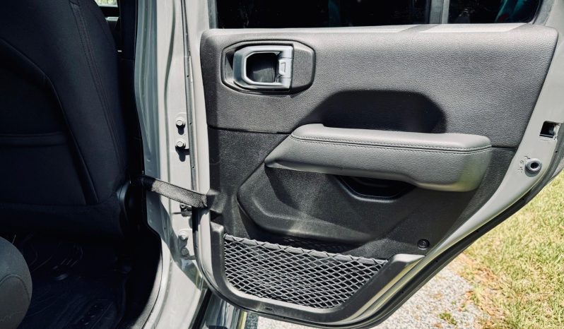 Jeep Wrangler Unlimited Sahara 4×4 2019 full