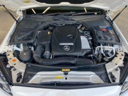 MERCEDES BENZ C-CLASS C200 AVANTGARDE AMG LINE 2017 full