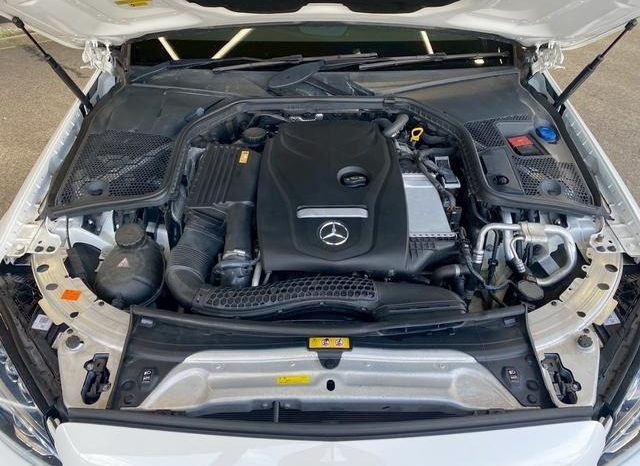 MERCEDES BENZ C-CLASS C200 AVANTGARDE AMG LINE 2017 full