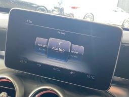 MERCEDES BENZ C-CLASS C200 AVANTGARDE AMG LINE 2017 full